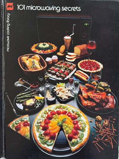 101 Microwaving Secrets (Microwave Cooking Library)