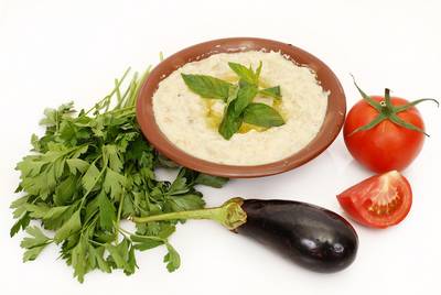 Mezze: Mezza, Meze, Mezzah