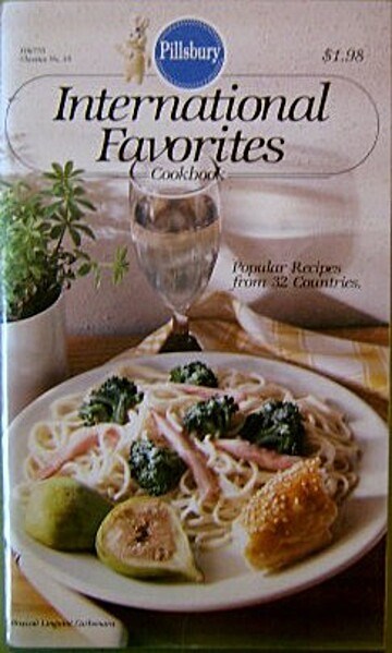 Pillsbury International Favorites Cookbook: Popular Recipes from 32 Countries (Classics #35)