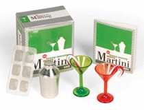 The Teeny-weeny Merry Martini Set: Shake it Up!
