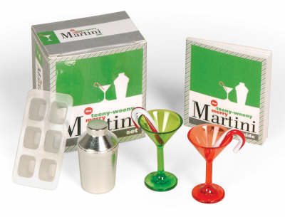 The Teeny-weeny Merry Martini Set: Shake it Up!
